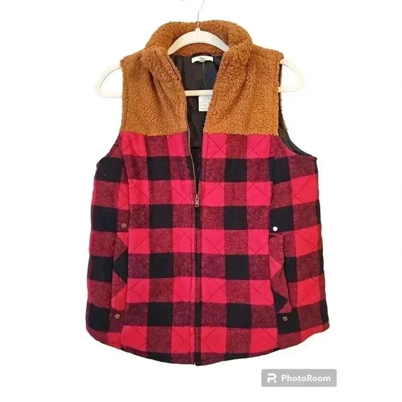 Maurices Buffalo Plaid Fall Winter Size Medium NWT  Vest - Picture 2 of 6